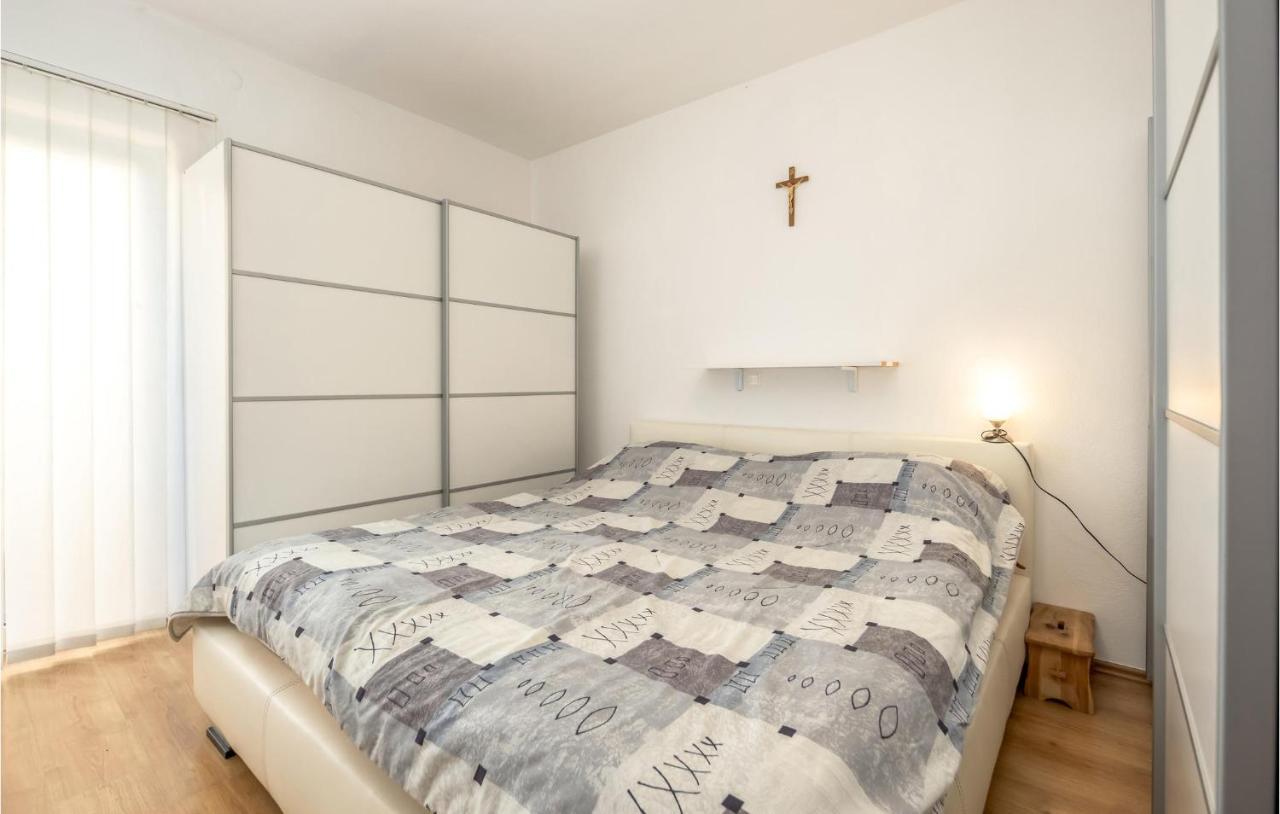 Nice Apartment In Crikvenica With House Sea View Extérieur photo