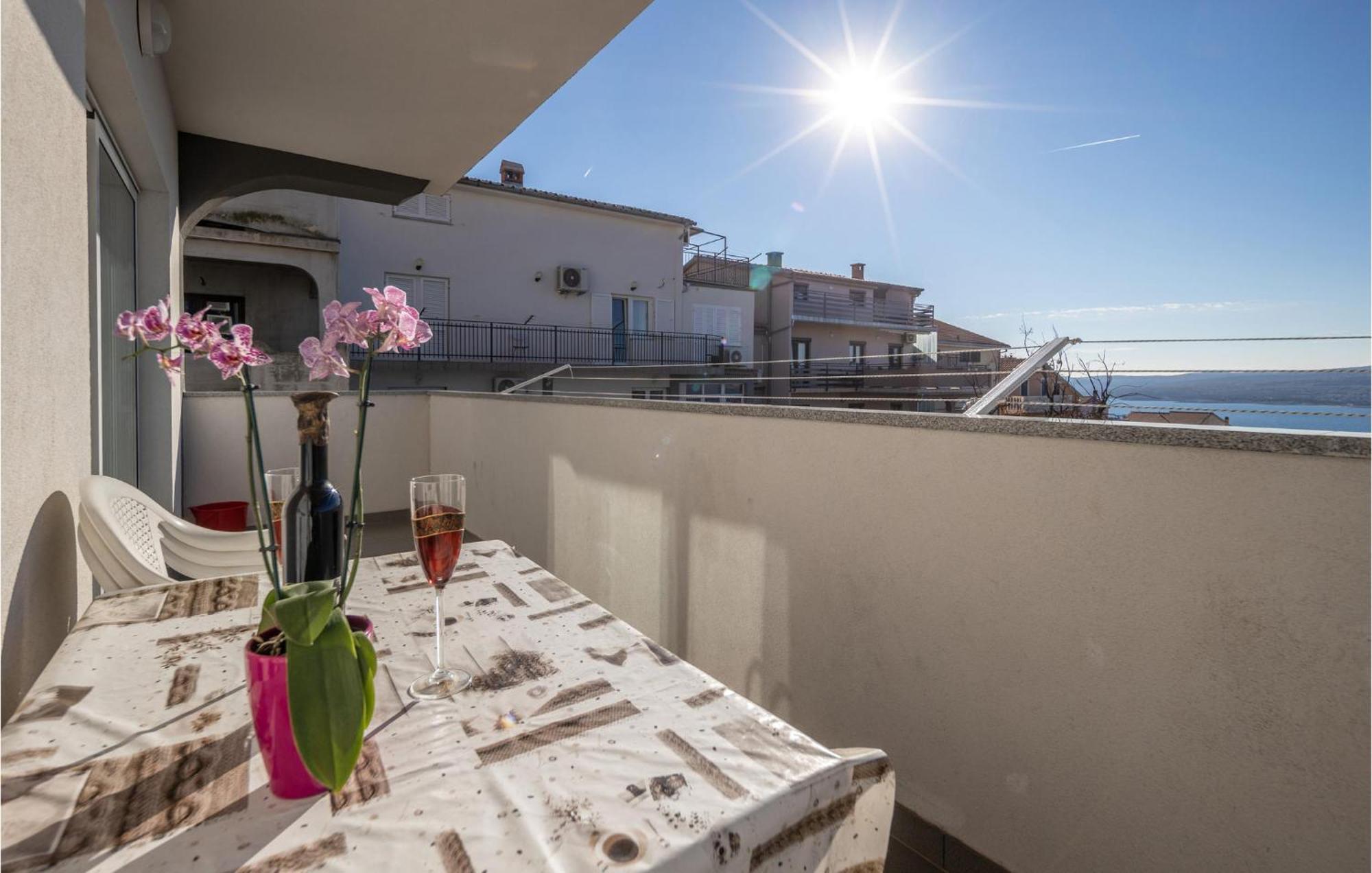 Nice Apartment In Crikvenica With House Sea View Extérieur photo