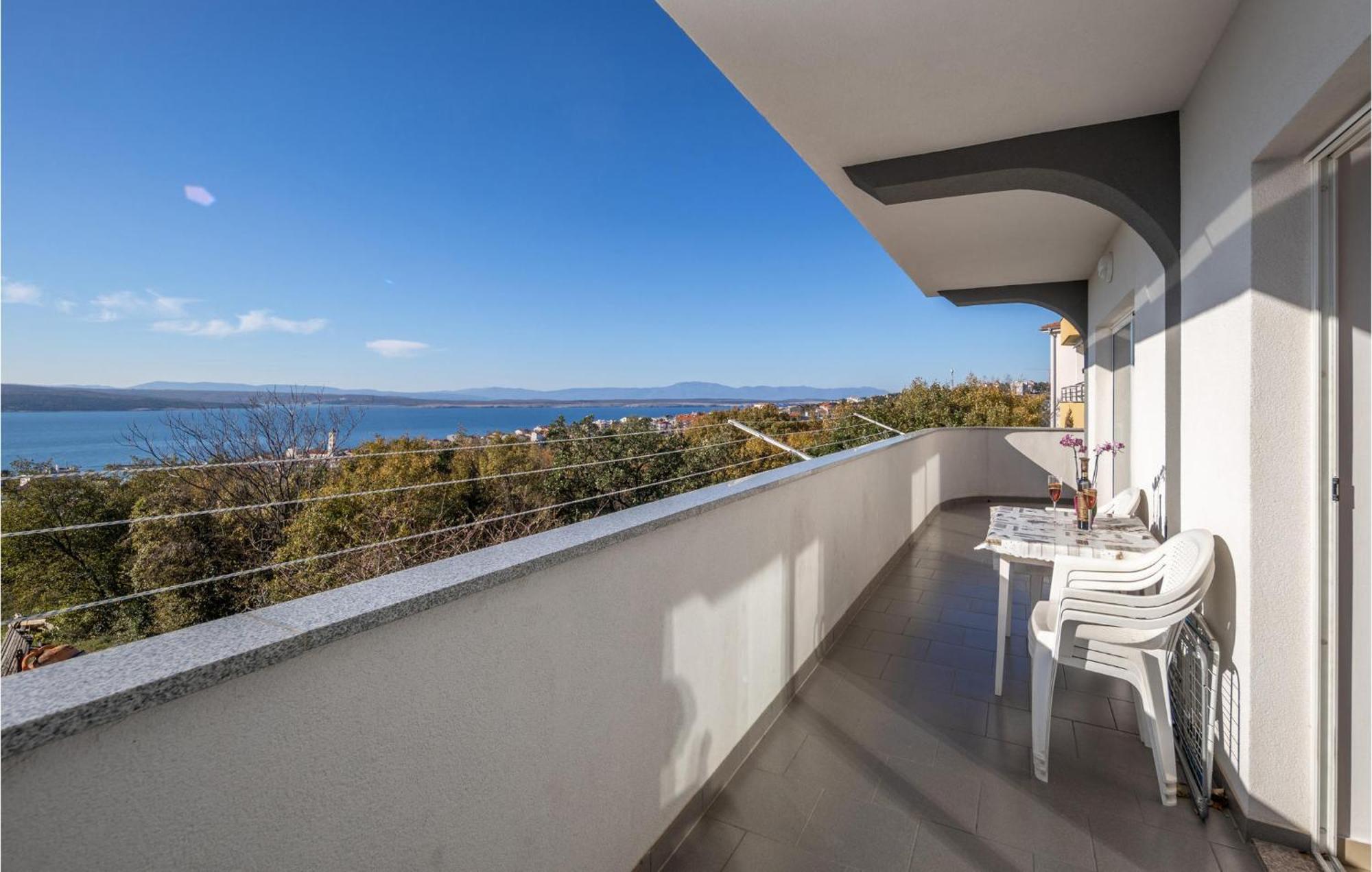 Nice Apartment In Crikvenica With House Sea View Extérieur photo