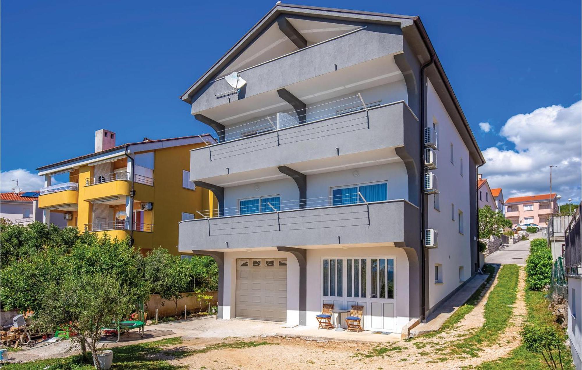 Nice Apartment In Crikvenica With House Sea View Extérieur photo
